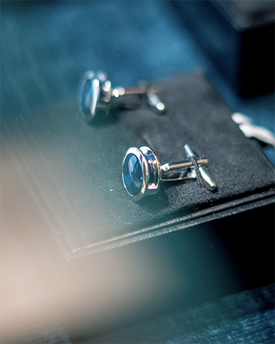 A pair of cufflinks