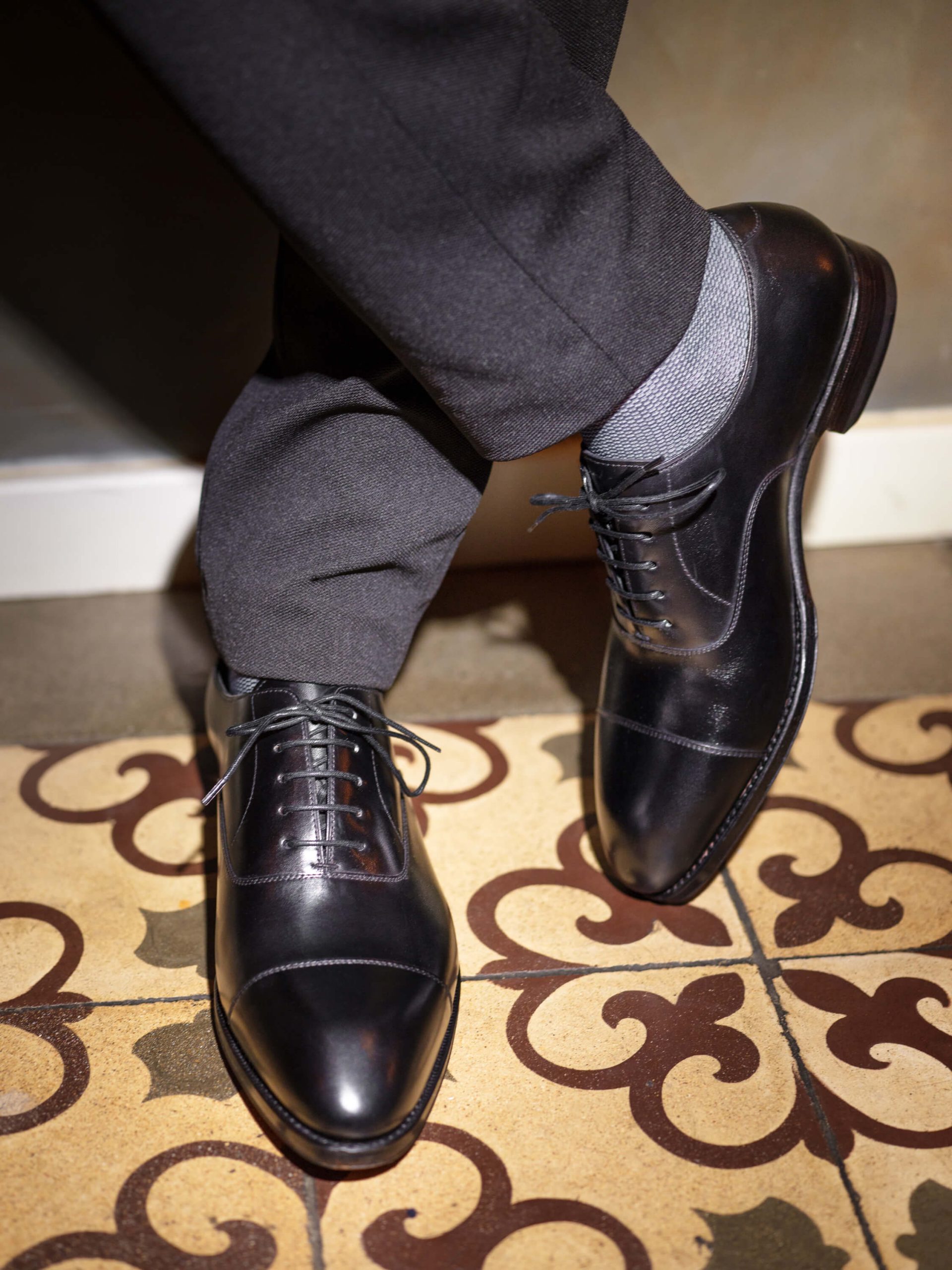 custom shoes dubai