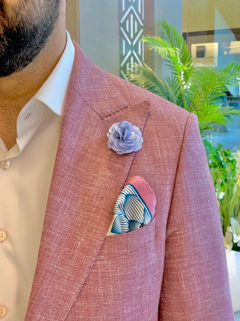 can men wear pink